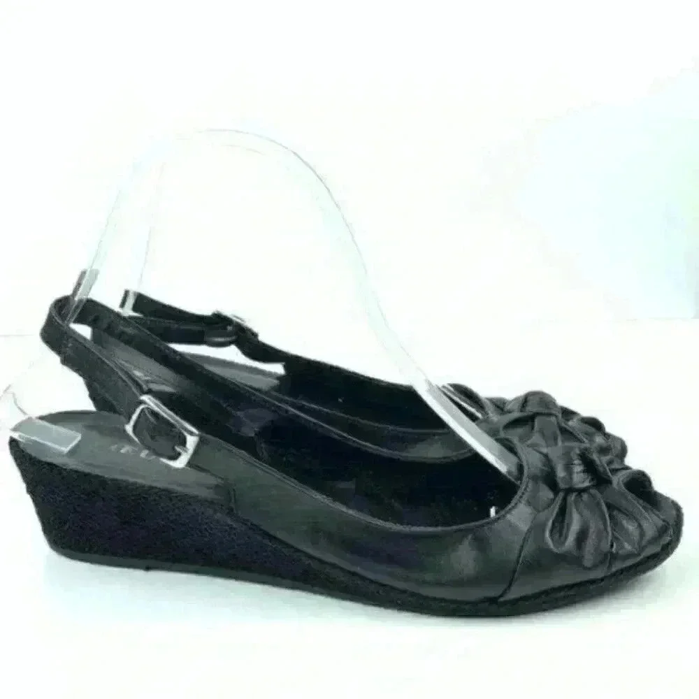 Sesto Meucci heels size 9 M black Italian leather 90s vintage coastal granny